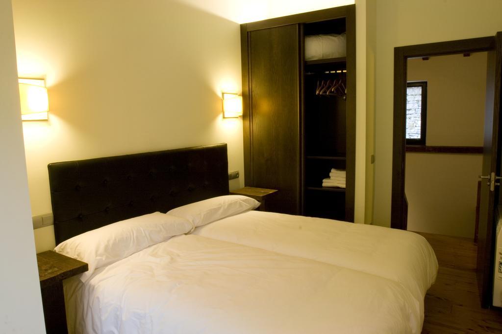 Apartamentos Rurales El Lleron Caso Ngoại thất bức ảnh