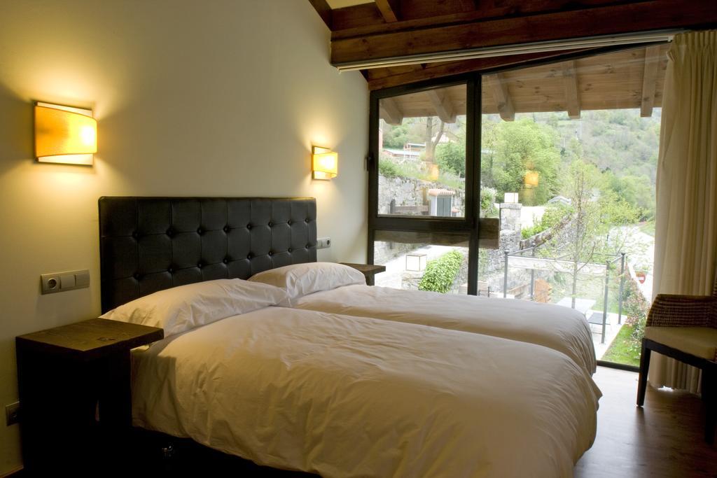 Apartamentos Rurales El Lleron Caso Ngoại thất bức ảnh