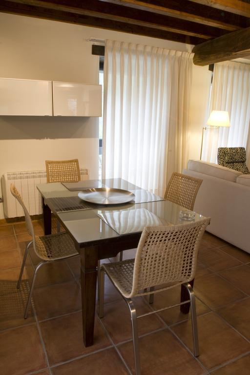 Apartamentos Rurales El Lleron Caso Ngoại thất bức ảnh
